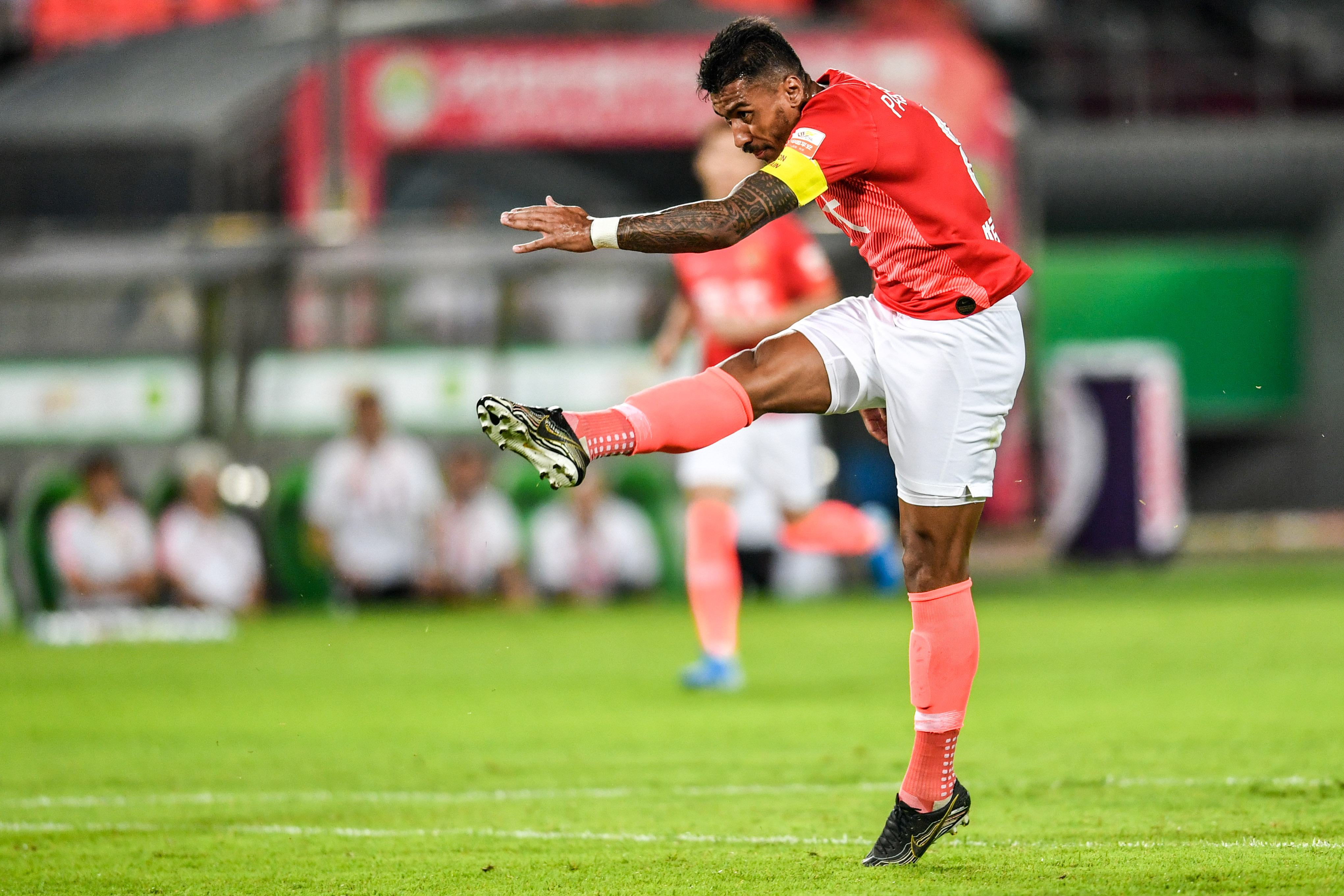 الزمالكوالاهليكرةيدمباشرمواجهةناريةفيالدوريالمصري